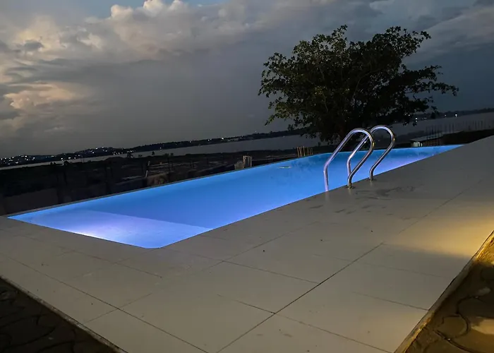 Infinity Pool Villas , Free Private Pool Airport Shuttle