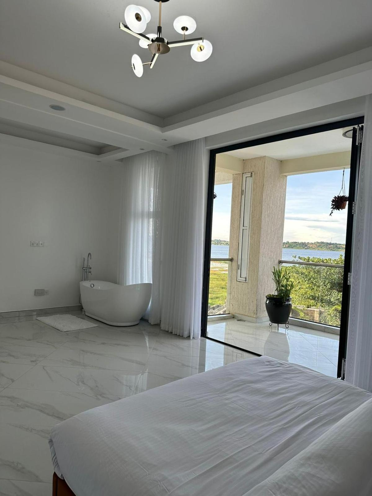 Infinity Pool , Free Private Pool Airport Shuttle Entebbe